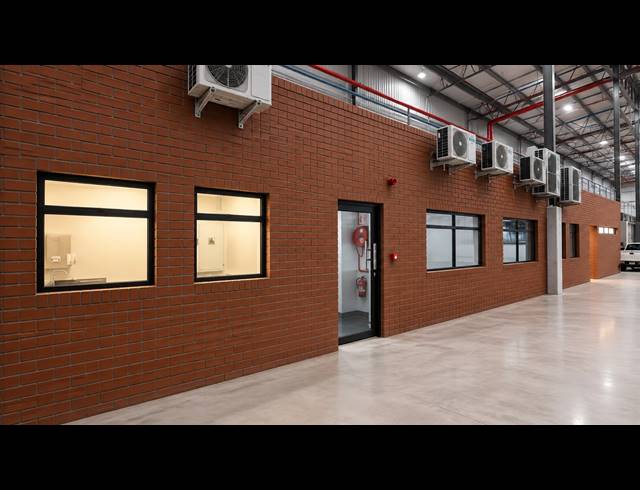 29,677M² WAREHOUSE TO LET IN PROSPECTON INDUSTRIAL